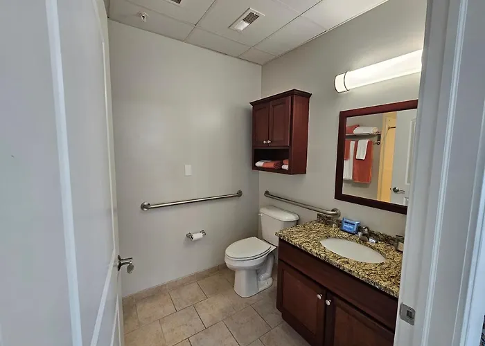 Luxurious 1 Bed 1 Bath At The Historic Inman *